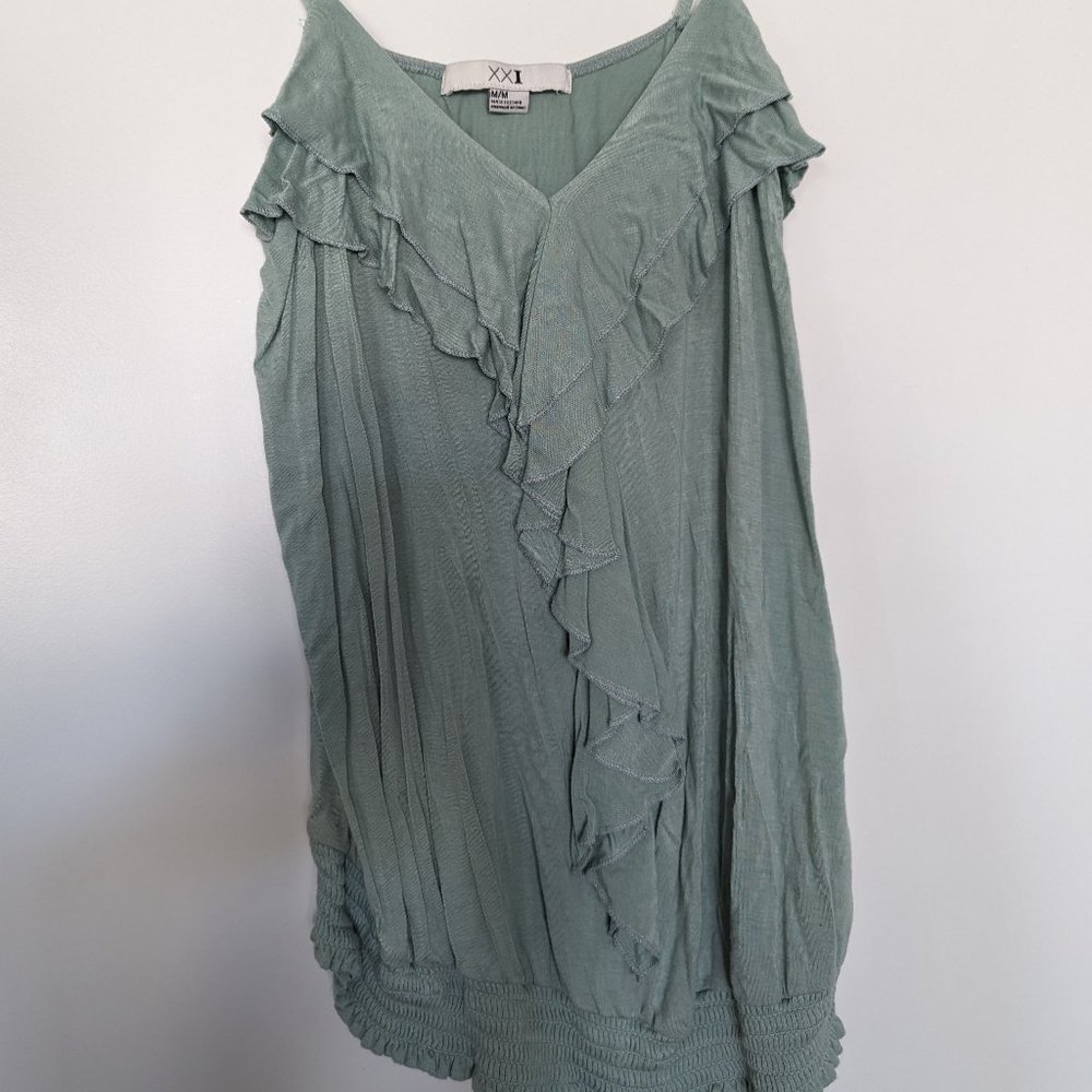 Ruffle tank